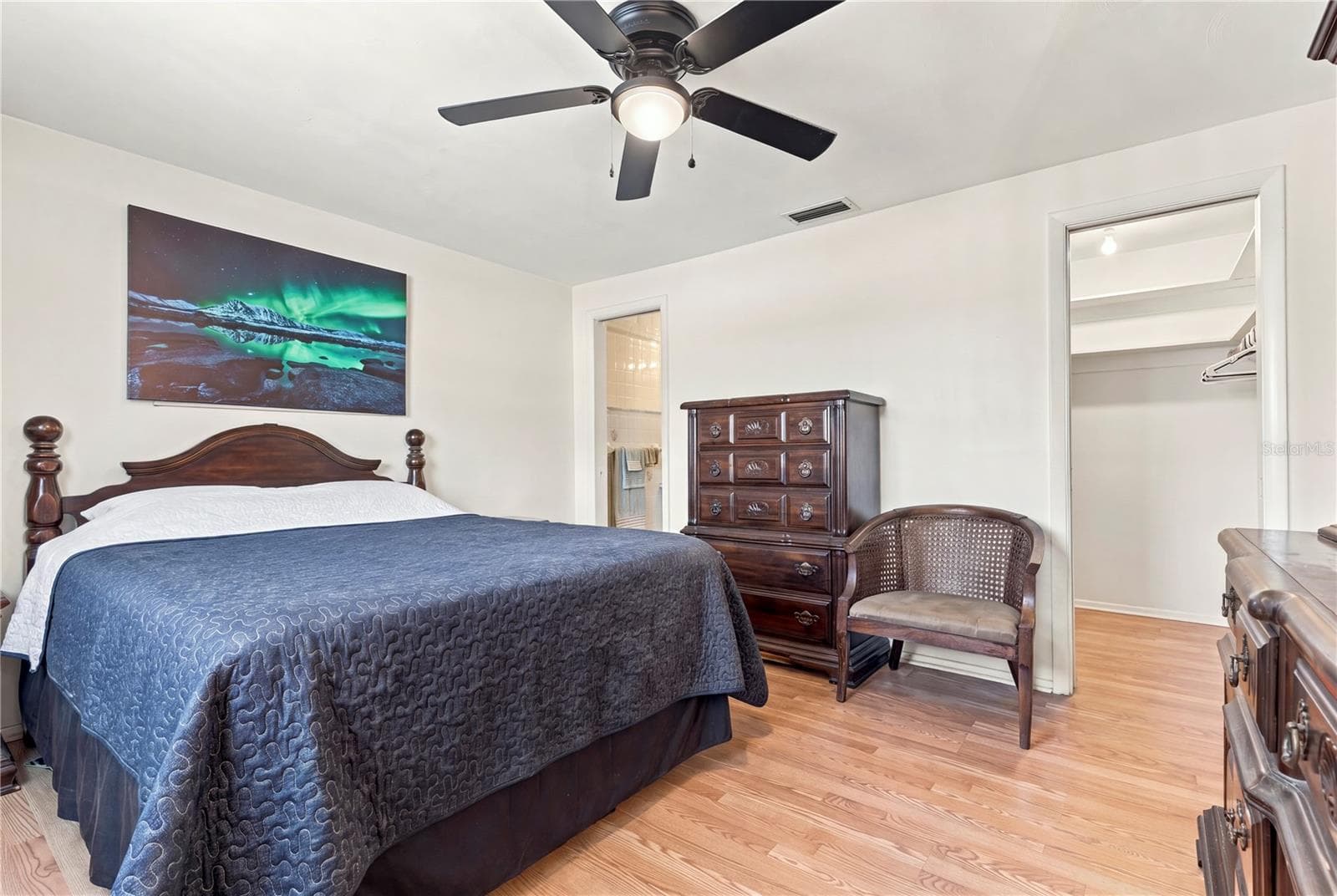 Single Family Residence at 1042 VIKING DR, HOLIDAY, photo 33 of 50