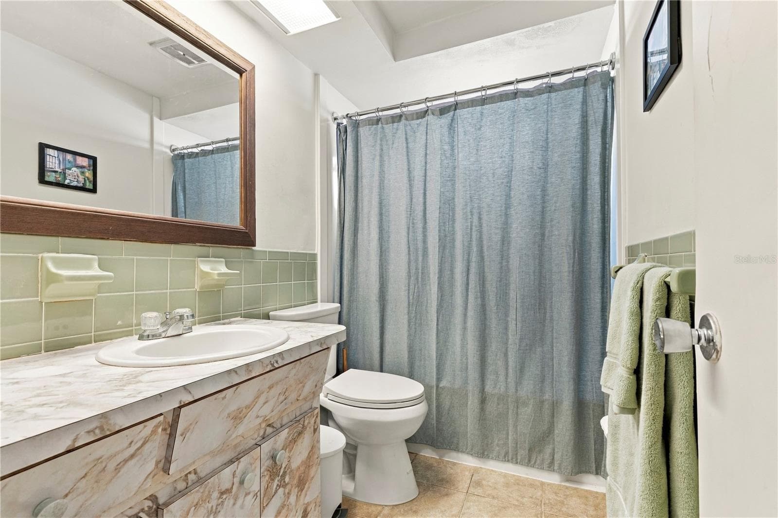 Single Family Residence at 1042 VIKING DR, HOLIDAY, photo 41 of 50