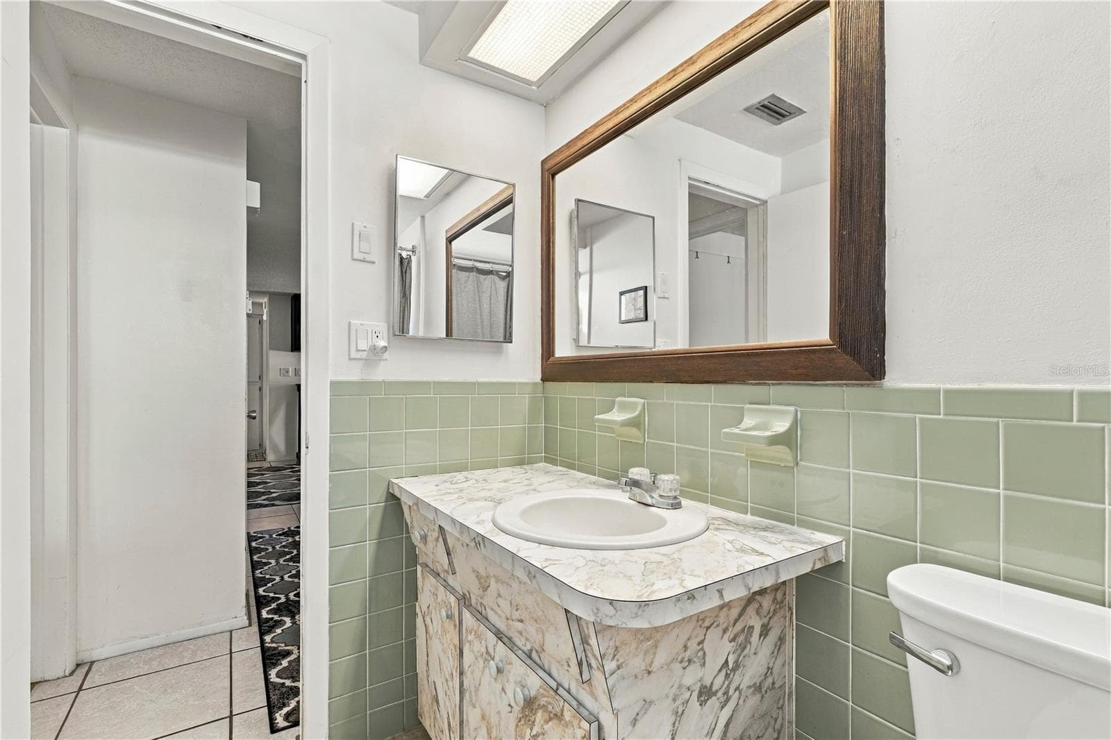 Single Family Residence at 1042 VIKING DR, HOLIDAY, photo 42 of 50