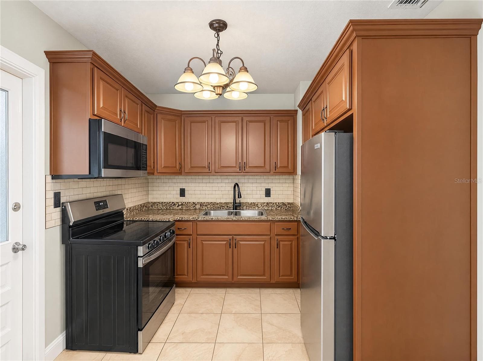Single Family Residence at 4505 N HABANA AVE, TAMPA, photo 2 of 16