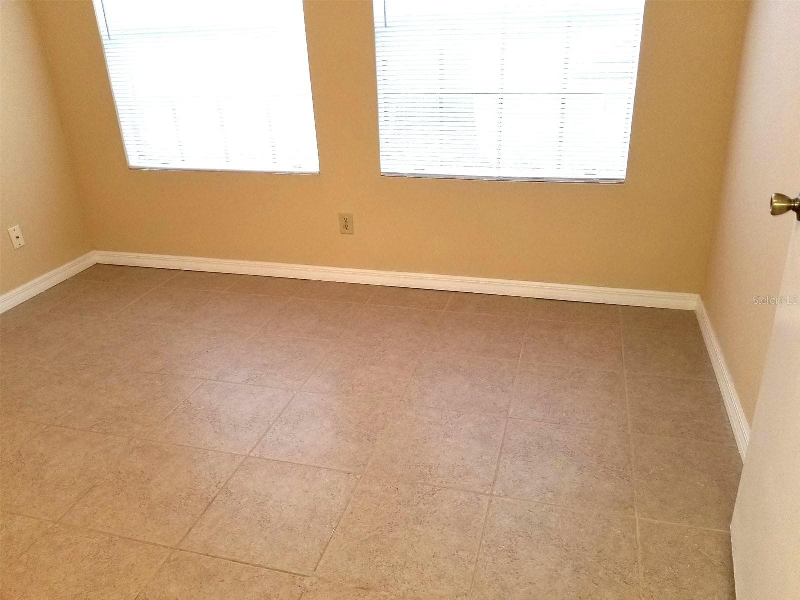 Condominium at 380 LAKE MEADE CT #101, ALTAMONTE SPRINGS, photo 11 of 17