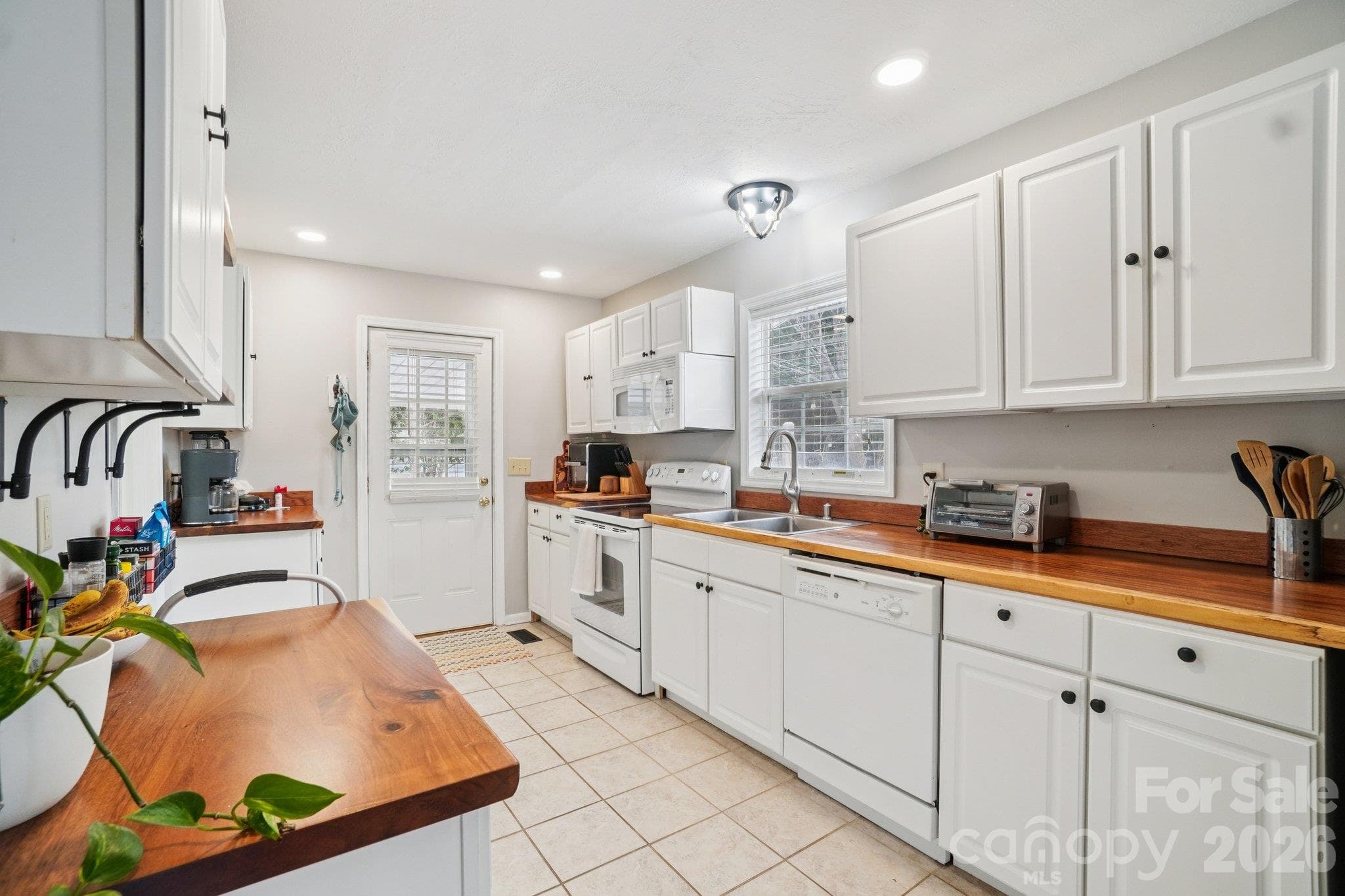 Single Family Residence at 130 Sherwood Drive, Lake Lure, photo 16 of 35