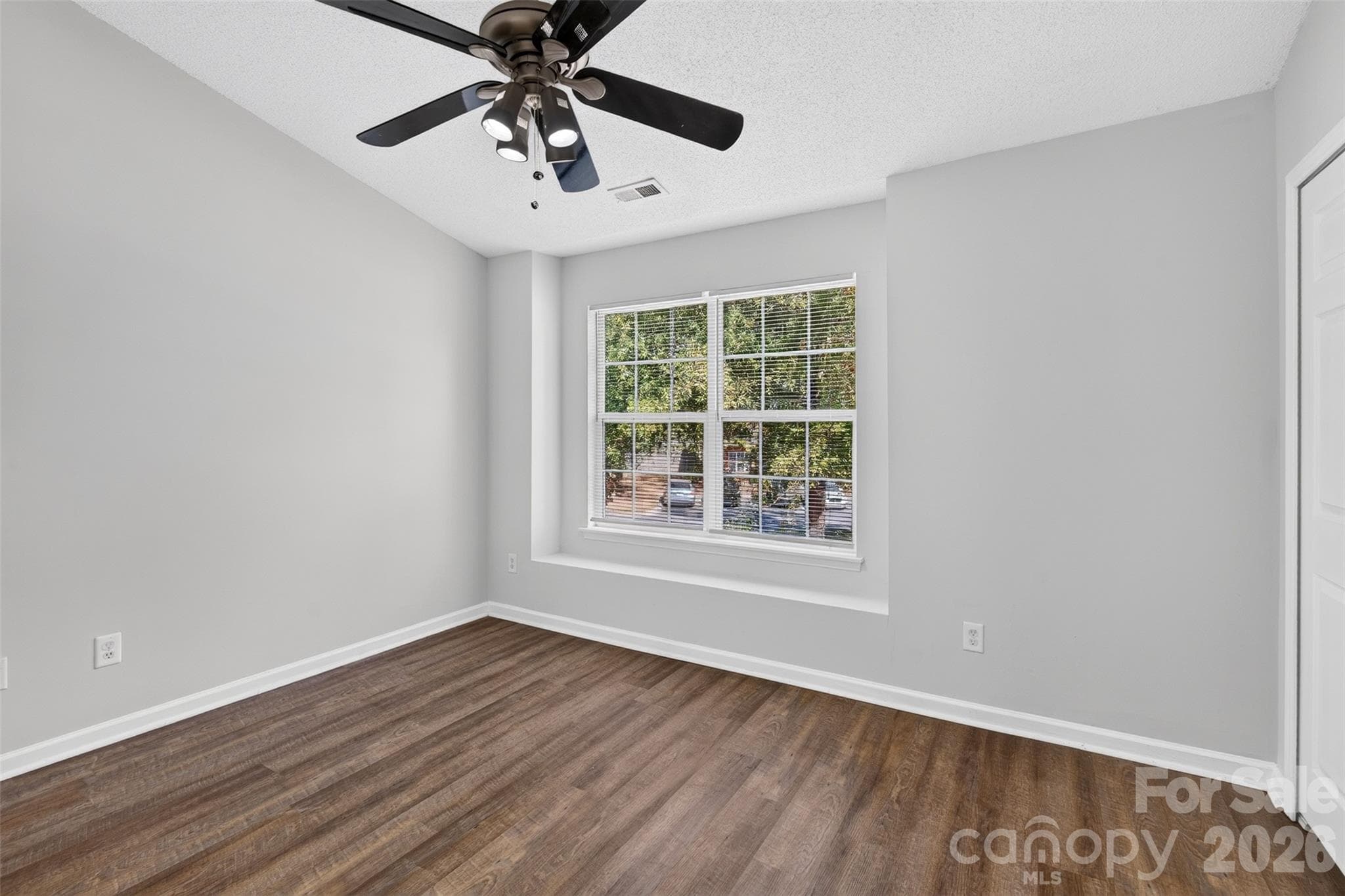 Townhouse at 11578 Briddle Hall Court, Charlotte, photo 10 of 17
