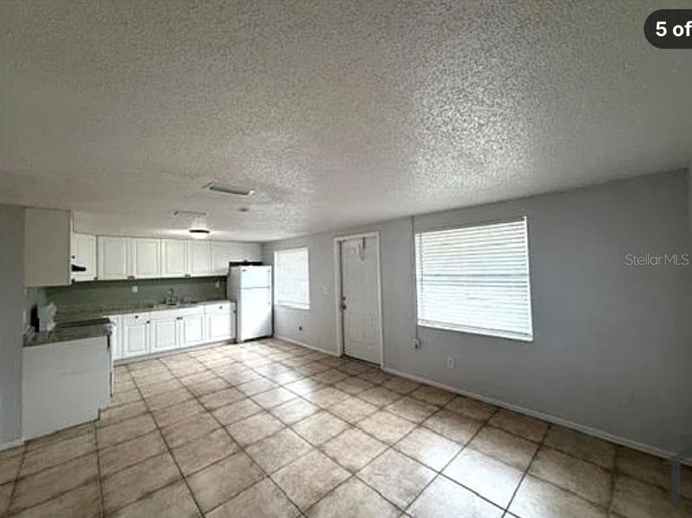 Duplex at 1011 57TH AVENUE TER E, BRADENTON, photo 4 of 18