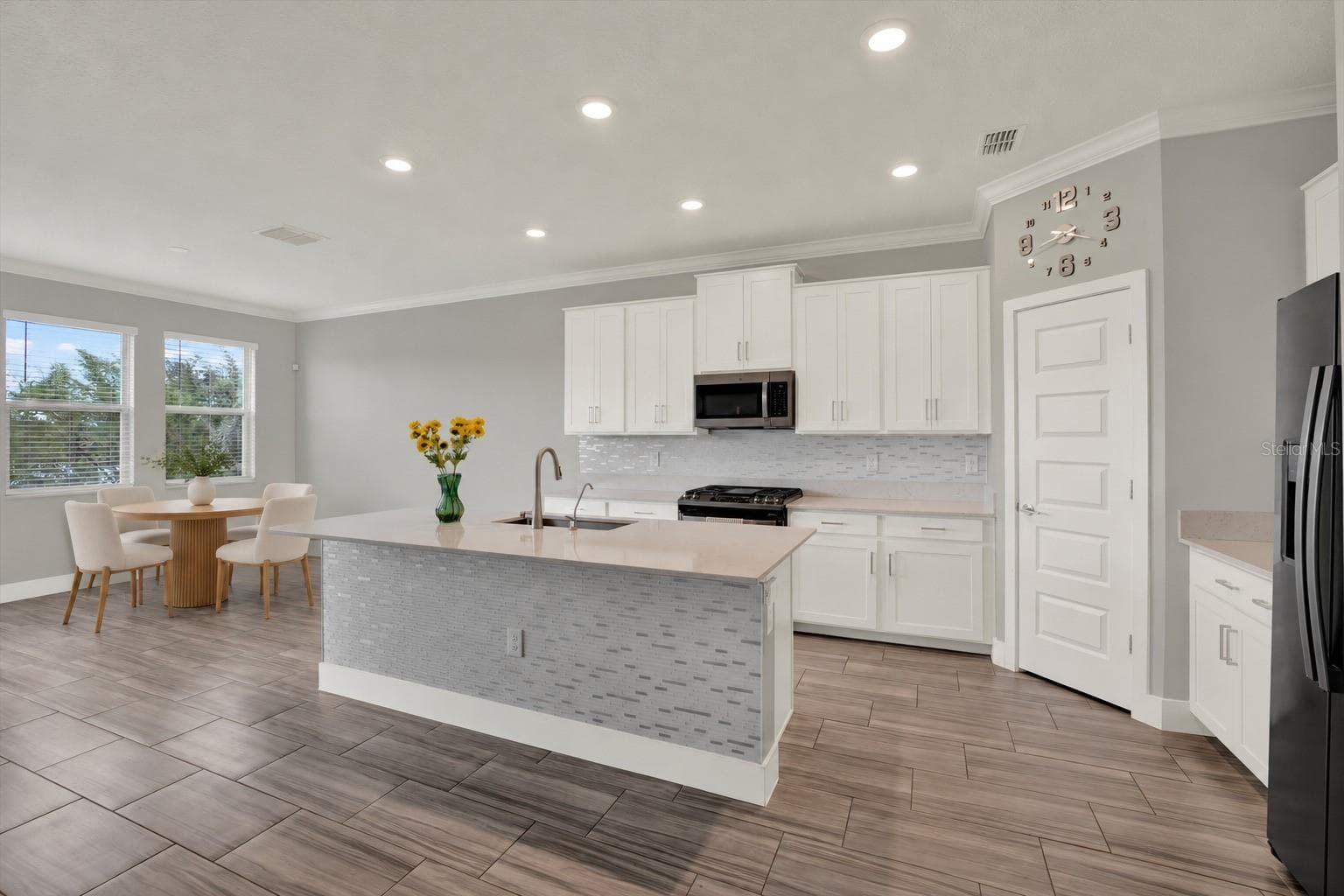 Single Family Residence at 8719 WINNING FIELDS RD, NEW PORT RICHEY, photo 9 of 40