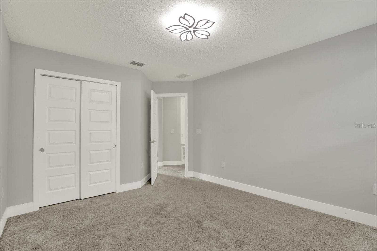 Single Family Residence at 8719 WINNING FIELDS RD, NEW PORT RICHEY, photo 27 of 40