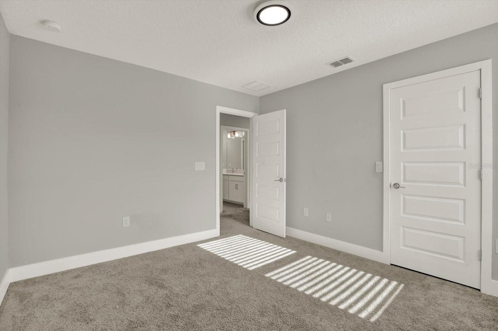 Single Family Residence at 8719 WINNING FIELDS RD, NEW PORT RICHEY, photo 31 of 40