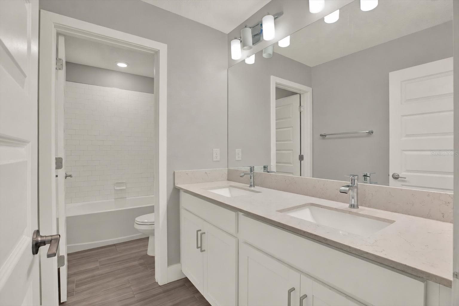 Single Family Residence at 8719 WINNING FIELDS RD, NEW PORT RICHEY, photo 32 of 40