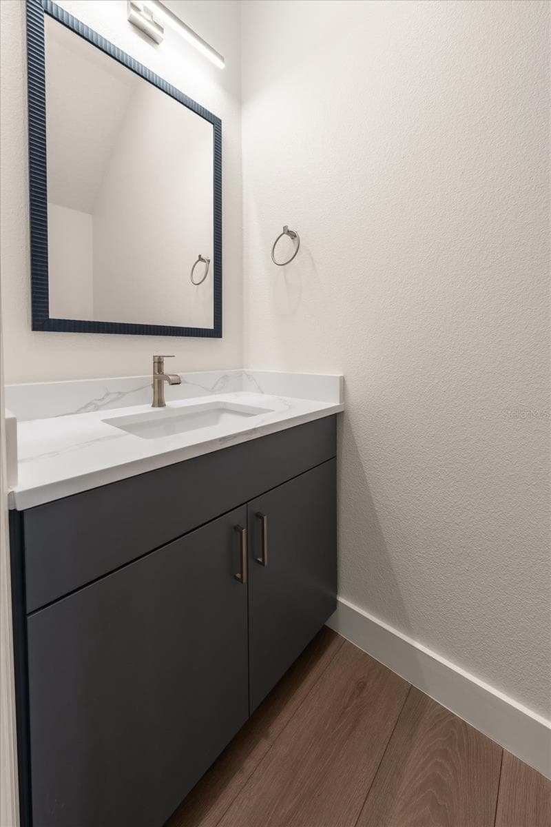 Townhouse at 295 7TH ST S, ST PETERSBURG, photo 11 of 31