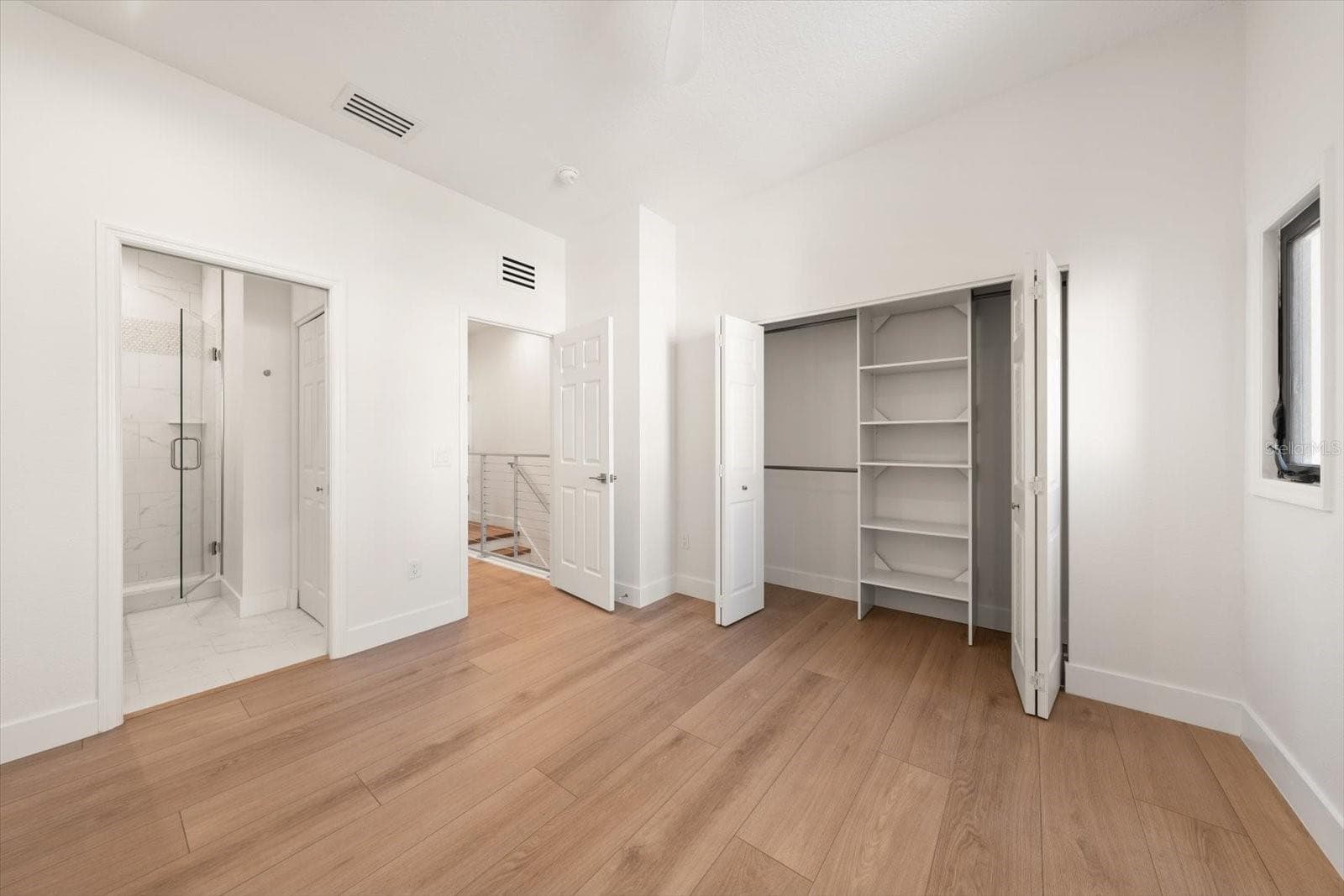 Townhouse at 295 7TH ST S, ST PETERSBURG, photo 24 of 31