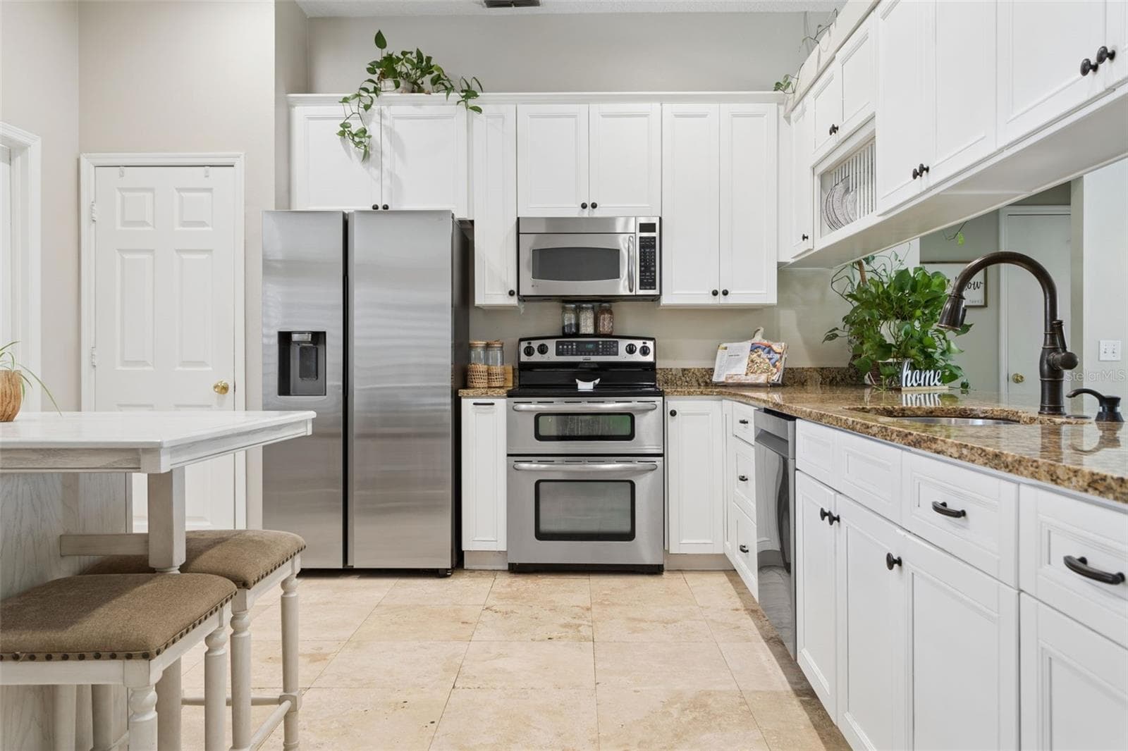 Single Family Residence at 9646 FOX HEARST RD, TAMPA, photo 10 of 30