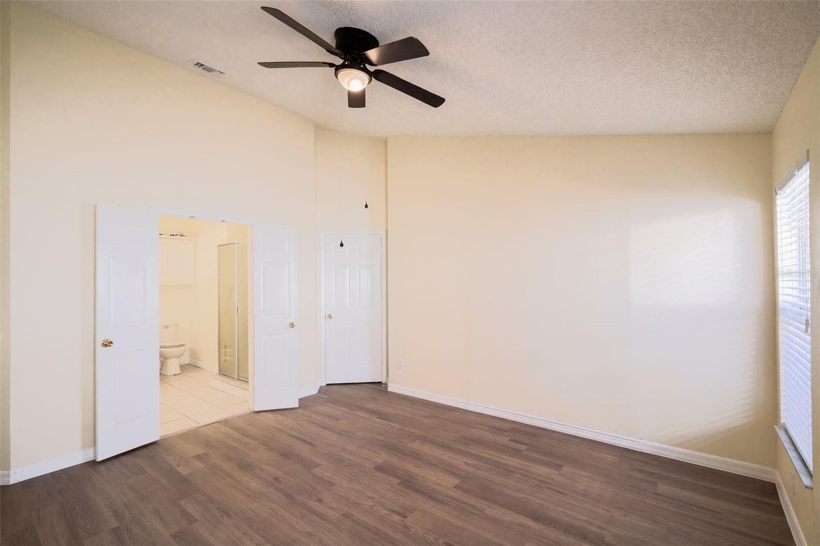 Single Family Residence at 10437 SUN VILLA BLVD, ORLANDO, photo 9 of 22