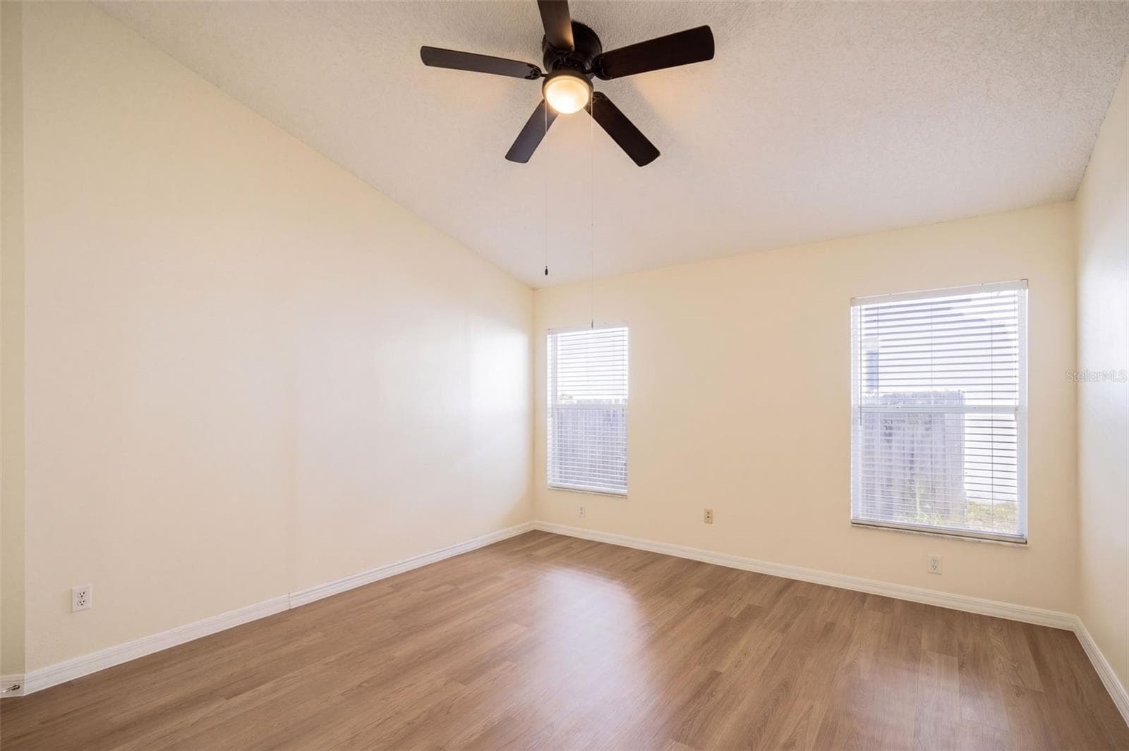 Single Family Residence at 10437 SUN VILLA BLVD, ORLANDO, photo 10 of 22