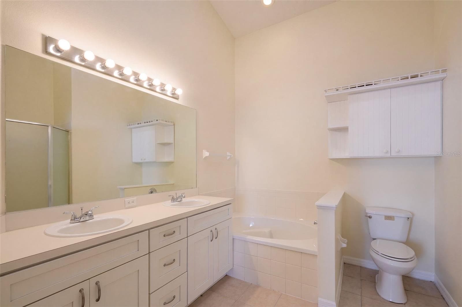 Single Family Residence at 10437 SUN VILLA BLVD, ORLANDO, photo 15 of 22