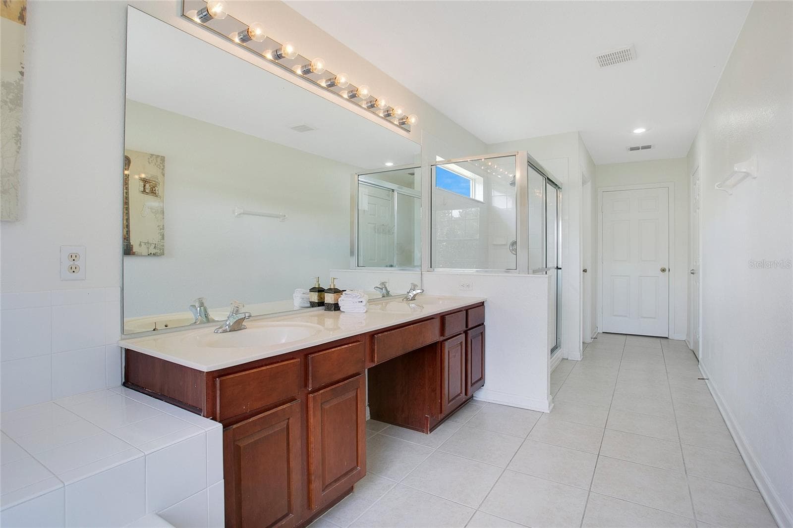 Single Family Residence at 2669 MANESTY LN, KISSIMMEE, photo 23 of 46