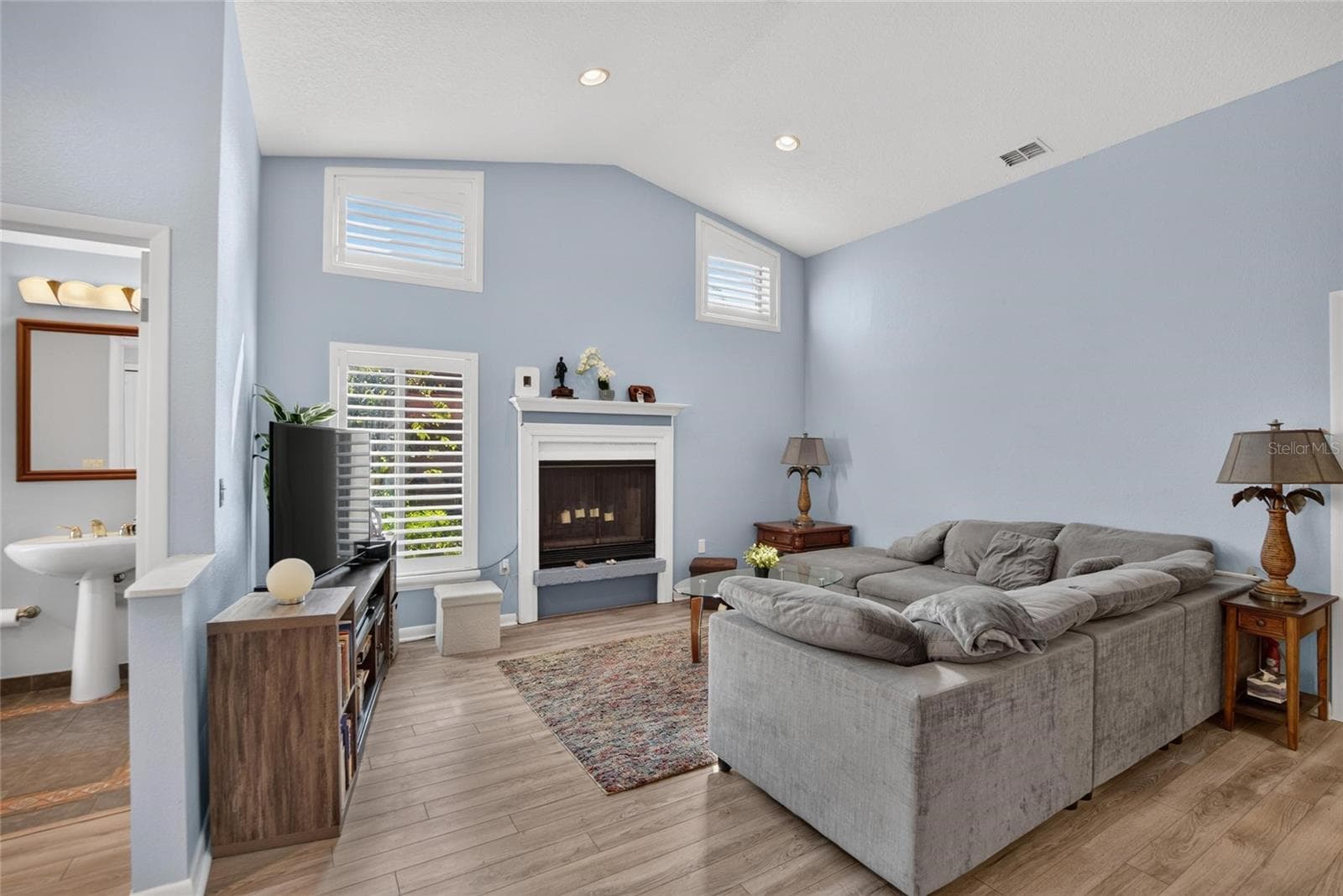Single Family Residence at 712 DORADO CT, BRANDON, photo 6 of 81