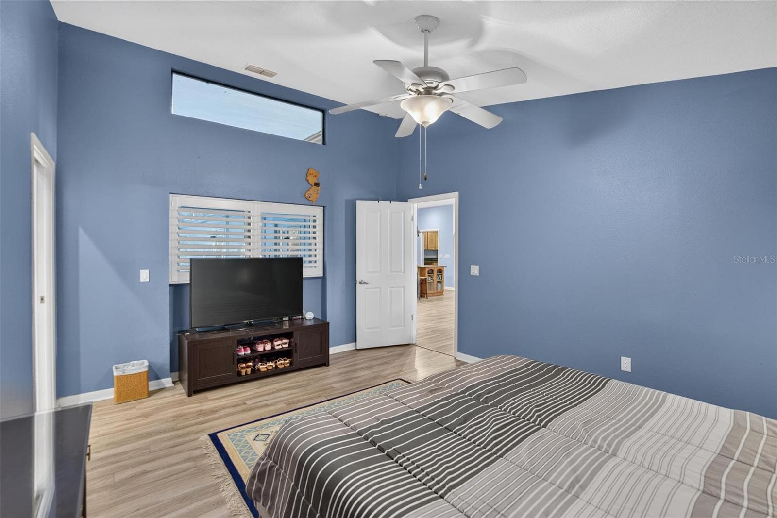 Single Family Residence at 712 DORADO CT, BRANDON, photo 36 of 81