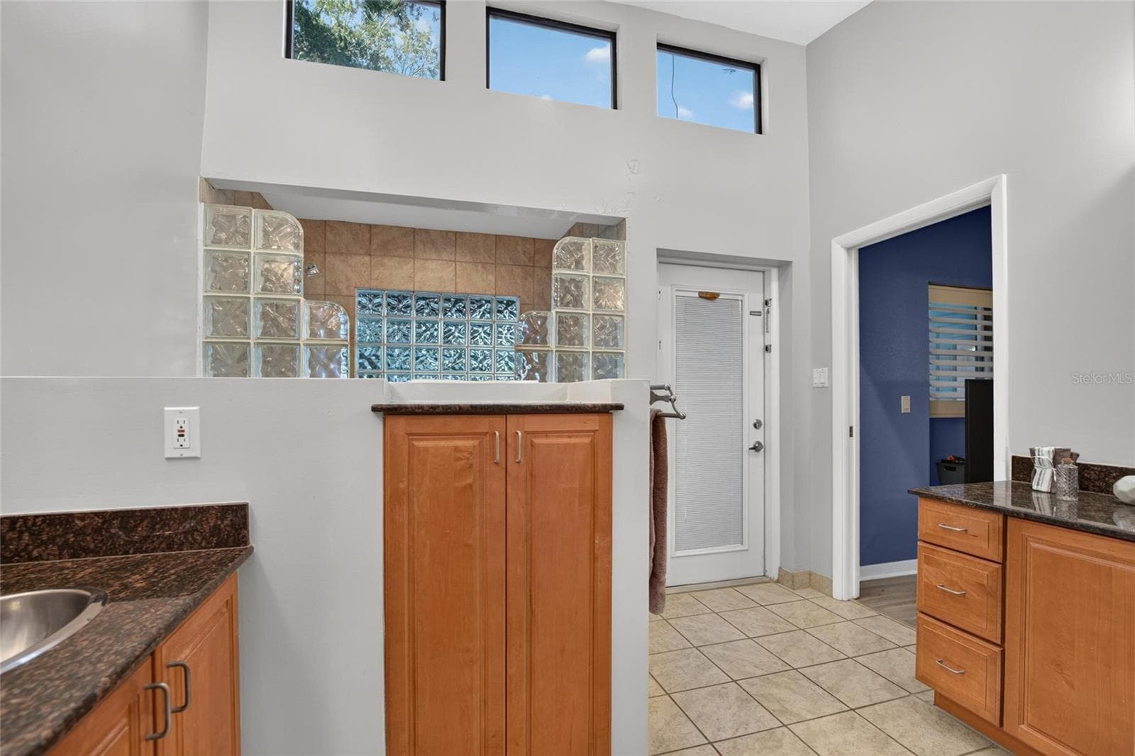 Single Family Residence at 712 DORADO CT, BRANDON, photo 39 of 81