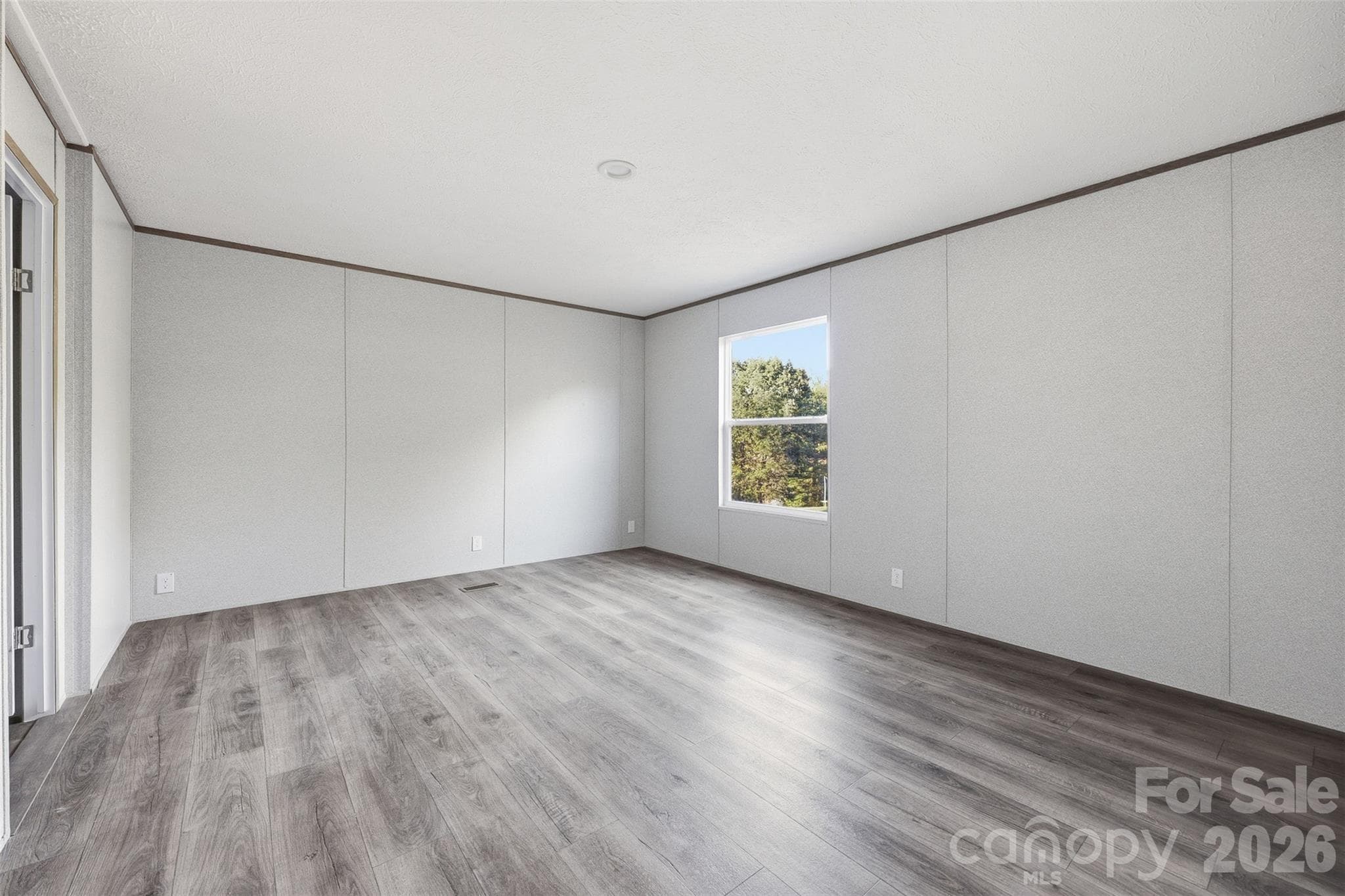 Single Family Residence at 4277 Chinquapin Circle, Lenoir, photo 21 of 39
