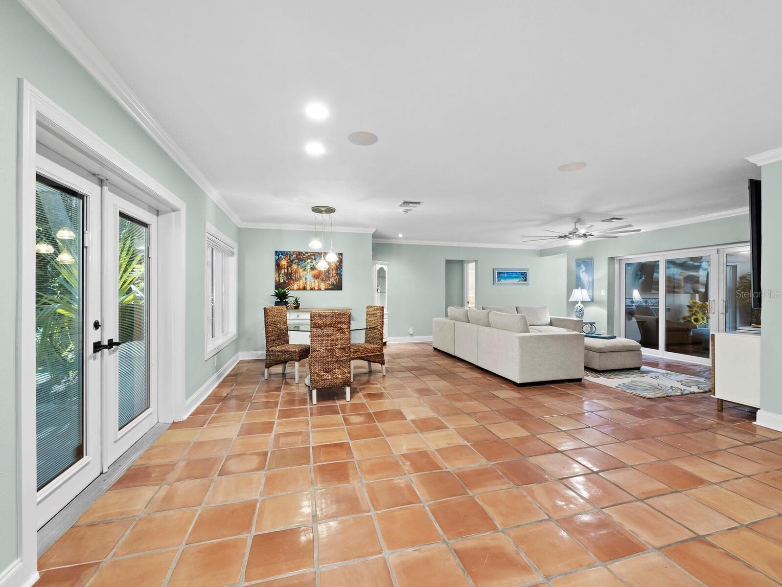 Single Family Residence at 5140 WINDWARD AVE, SARASOTA, photo 6 of 46