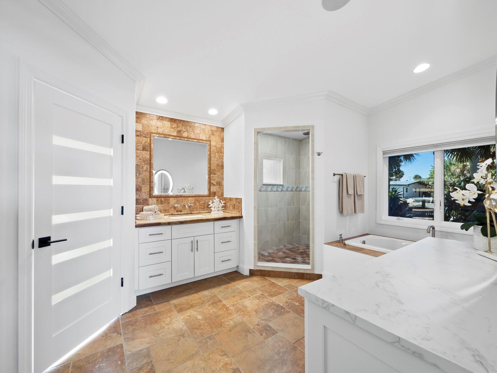 Single Family Residence at 5140 WINDWARD AVE, SARASOTA, photo 14 of 46