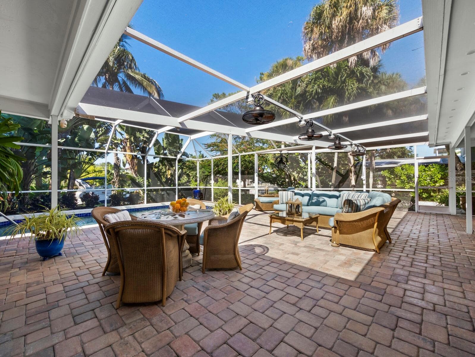 Single Family Residence at 5140 WINDWARD AVE, SARASOTA, photo 23 of 46