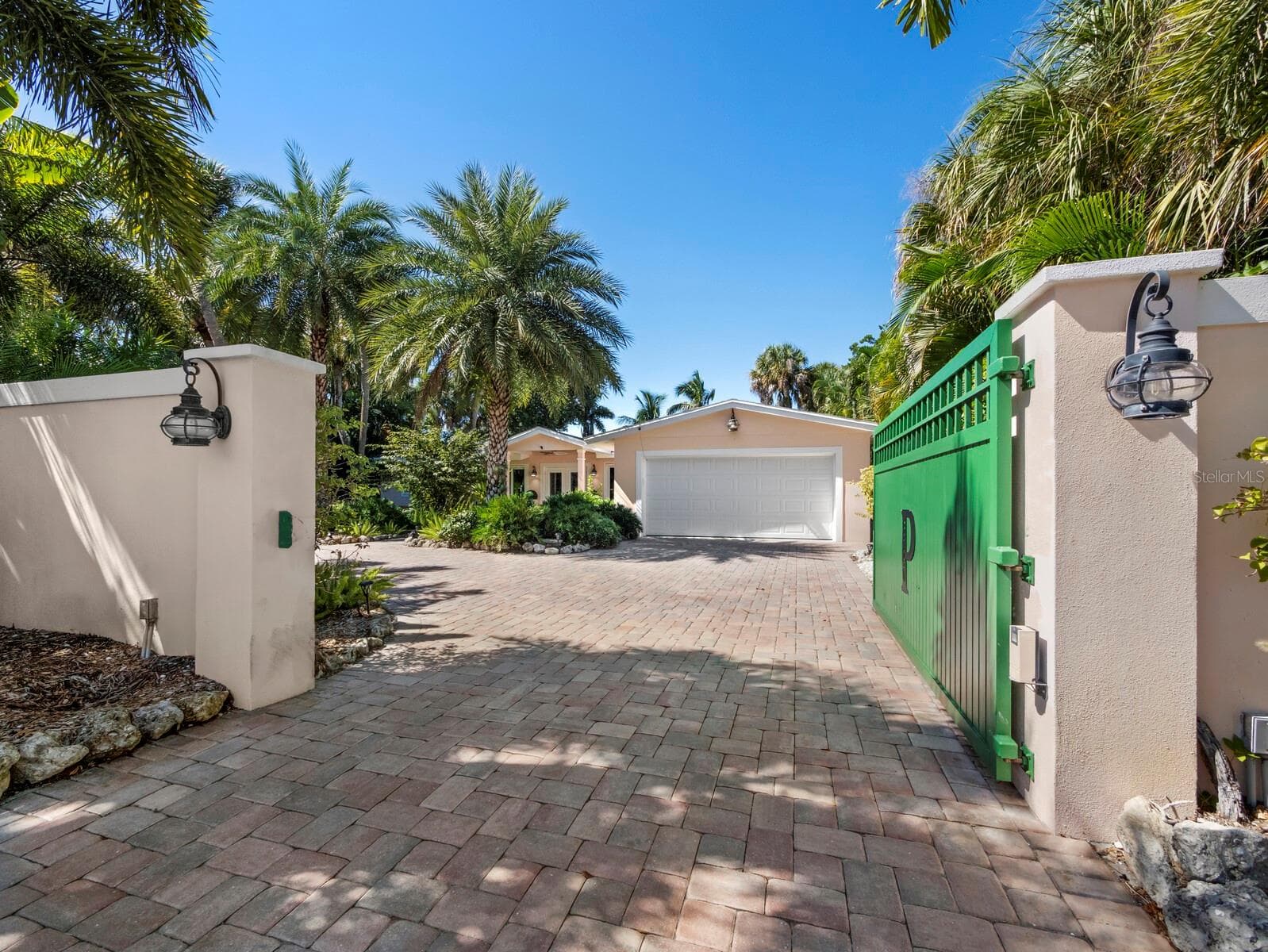 Single Family Residence at 5140 WINDWARD AVE, SARASOTA, photo 31 of 46