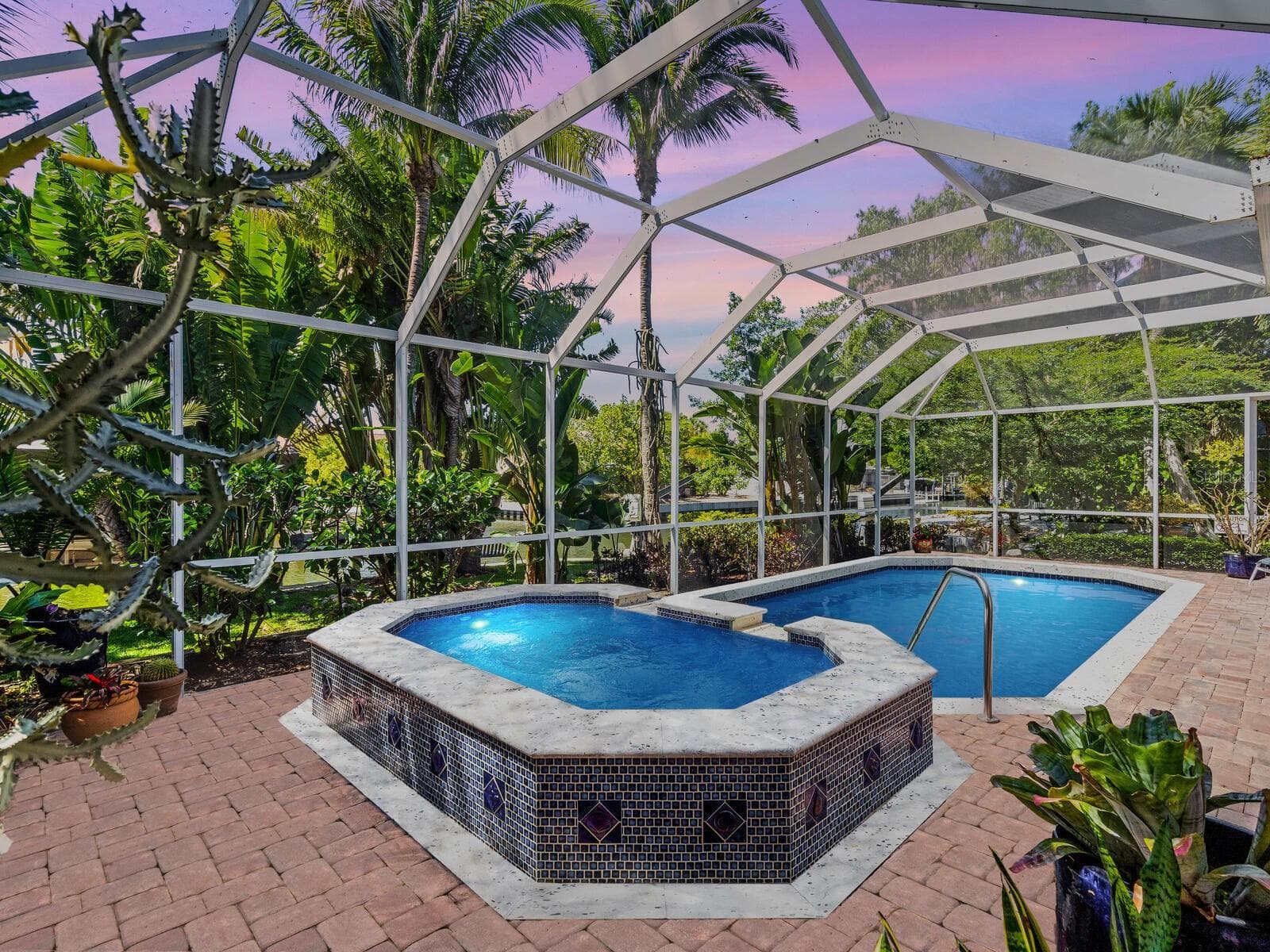 Single Family Residence at 5140 WINDWARD AVE, SARASOTA, photo 36 of 46
