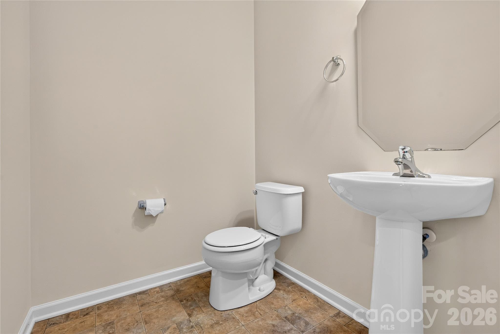 Townhouse at 2053 Cambridge Beltway Drive, Charlotte, photo 34 of 40