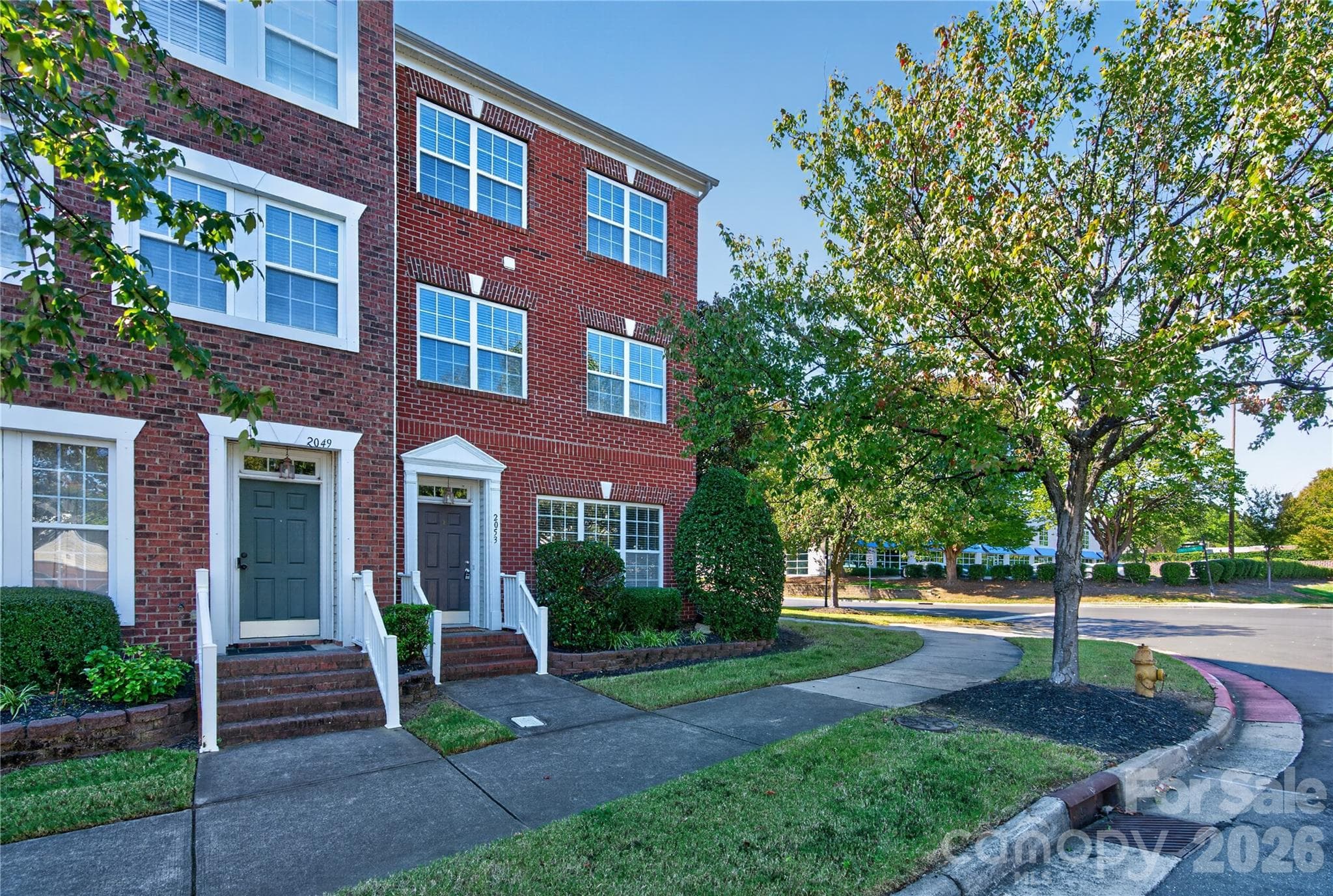 Townhouse at 2053 Cambridge Beltway Drive, Charlotte, photo 36 of 40