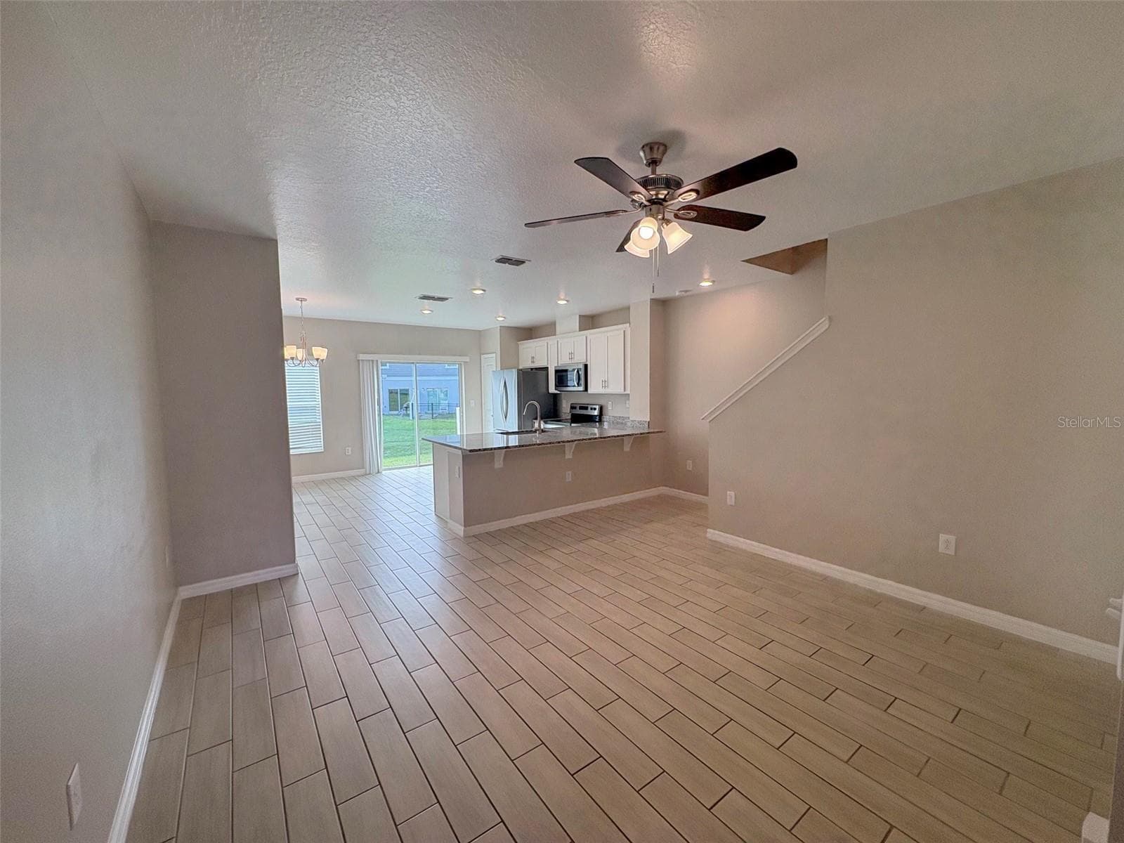 Townhouse at 1623 MIRABELLA CIR, DAVENPORT, photo 3 of 24
