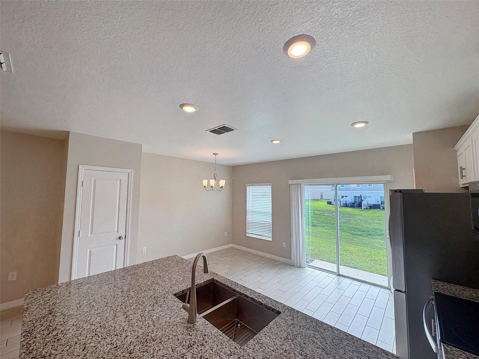 Townhouse at 1623 MIRABELLA CIR, DAVENPORT, photo 7 of 24
