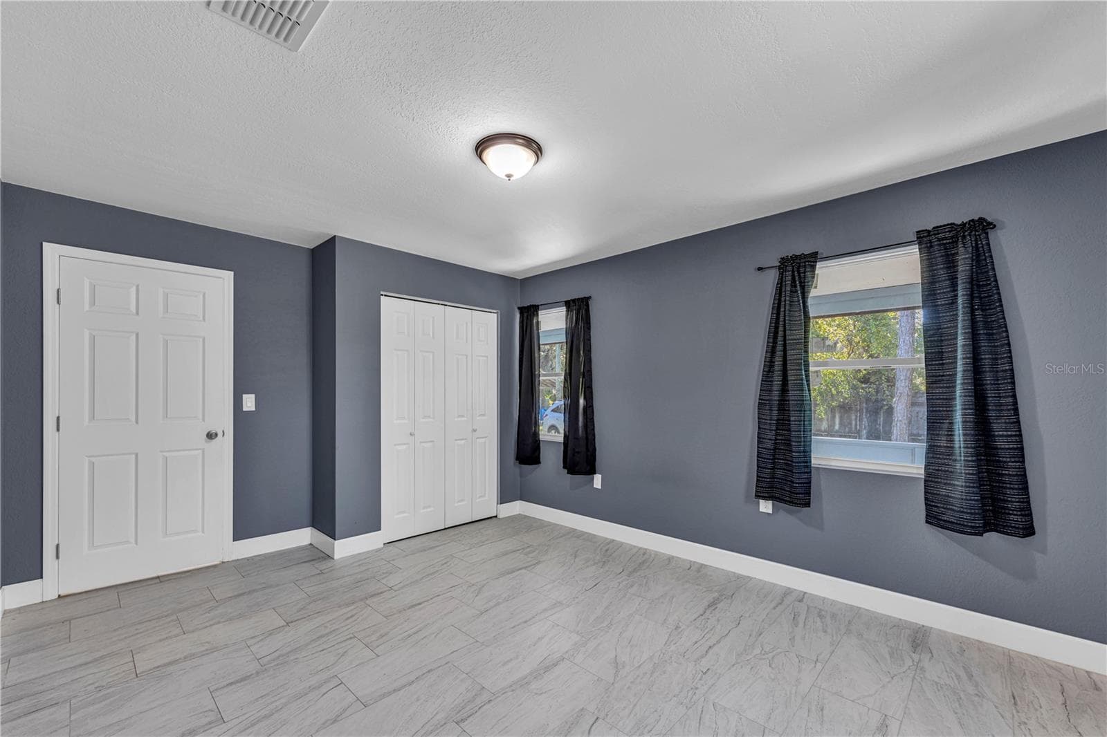 Single Family Residence at 29601 COUNTY ROAD 42, PAISLEY, photo 17 of 29