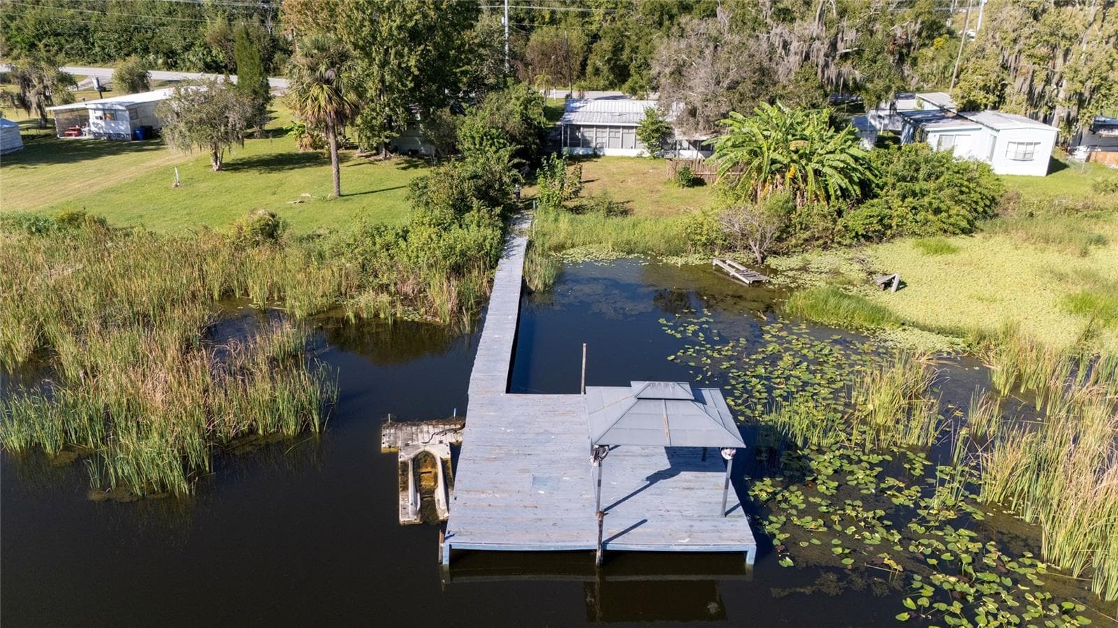 Manufactured Home at 7582 BERKLEY RD, POLK CITY, photo 9 of 32