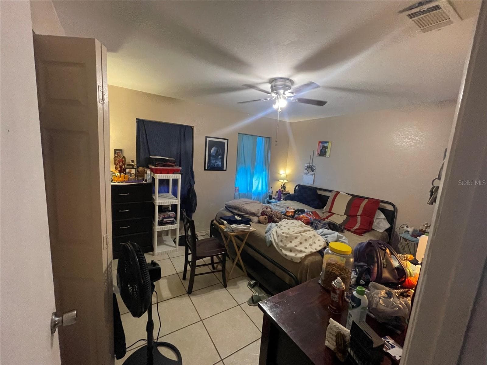 Single Family Residence at 1835 E VALENCIA DR, BARTOW, photo 5 of 8