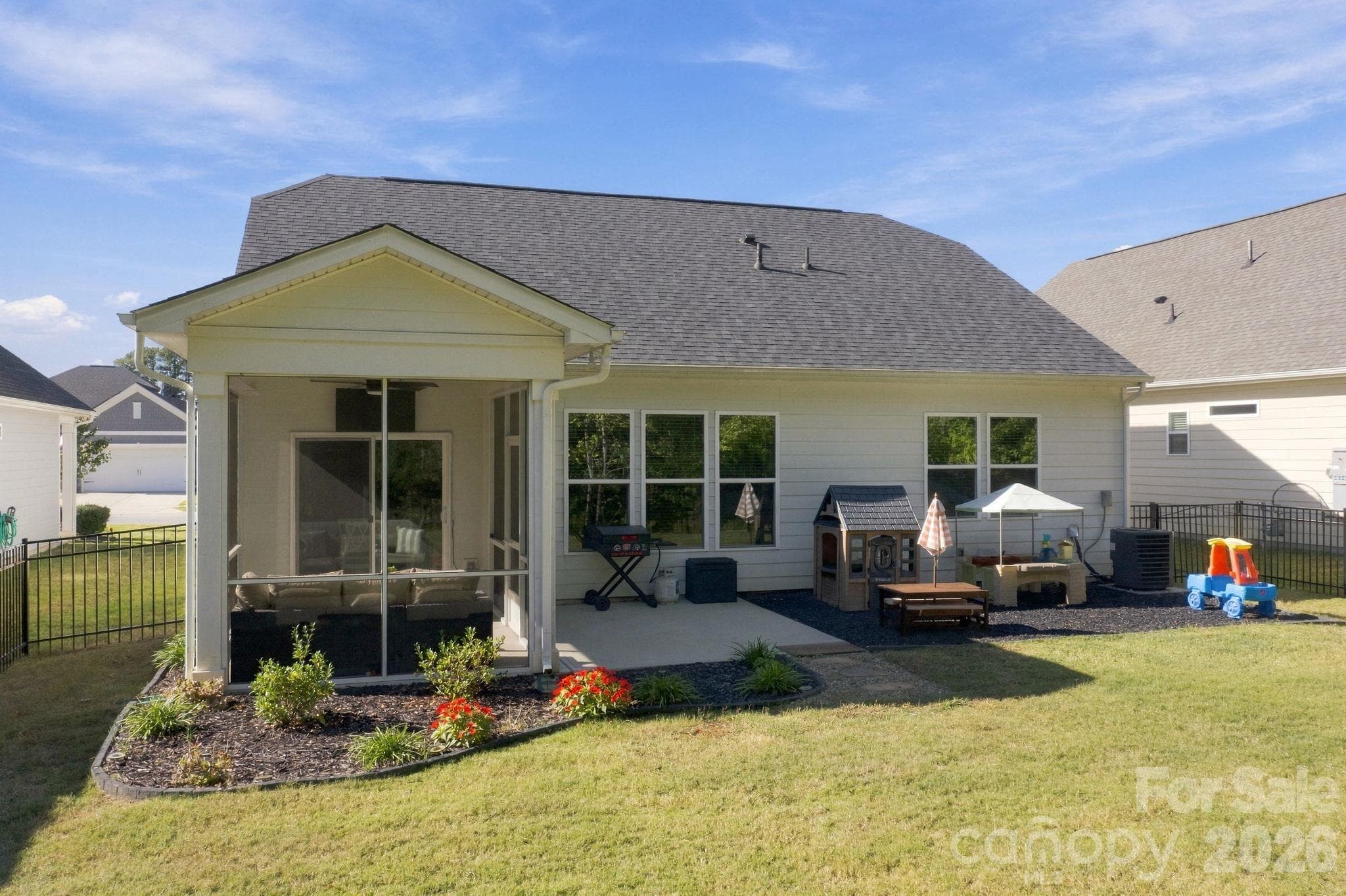 Single Family Residence at 8196 Mccormick Street, Terrell, photo 28 of 32