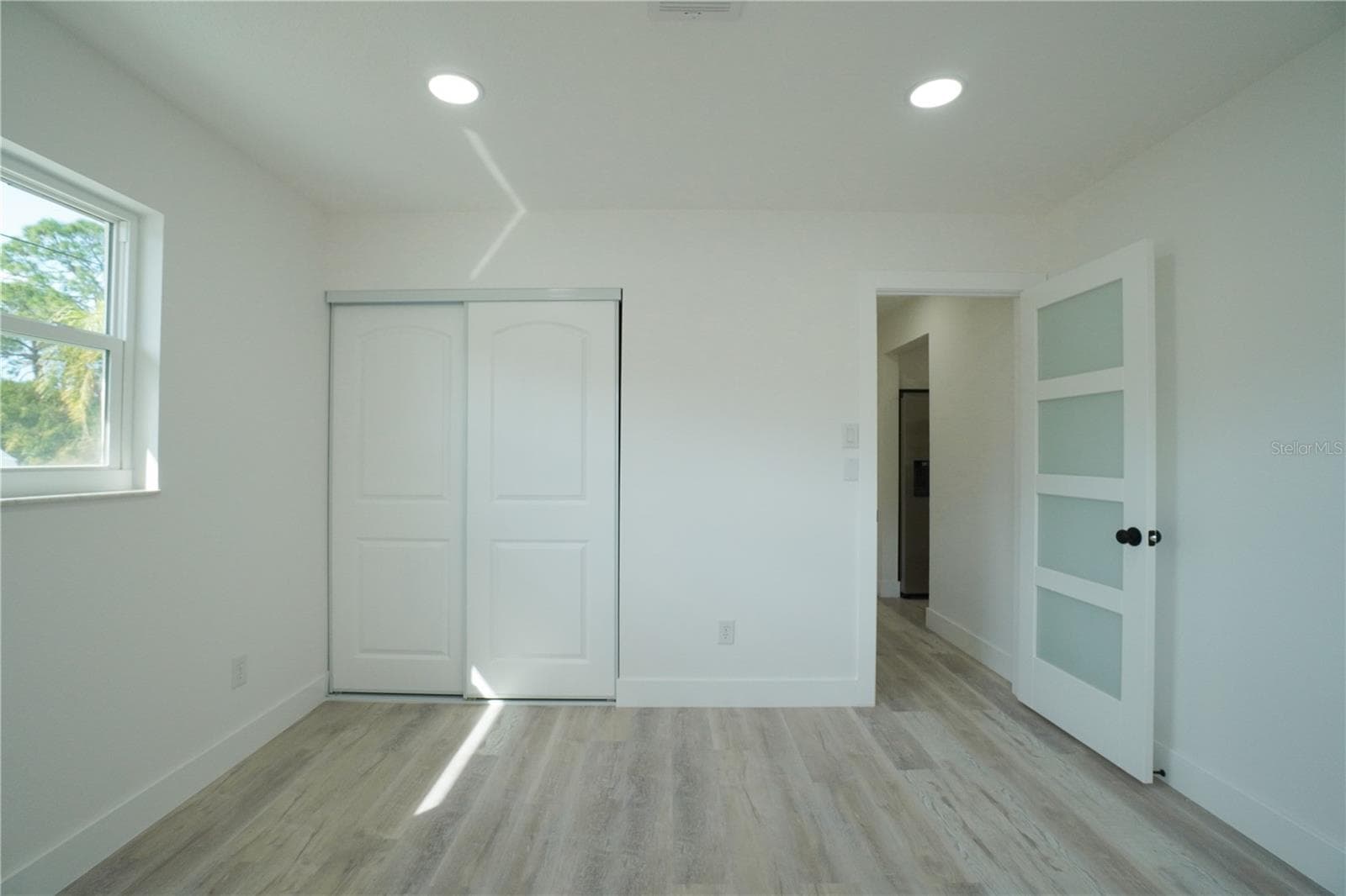 Single Family Residence at 1461 ROYAL RD, VENICE, photo 24 of 50