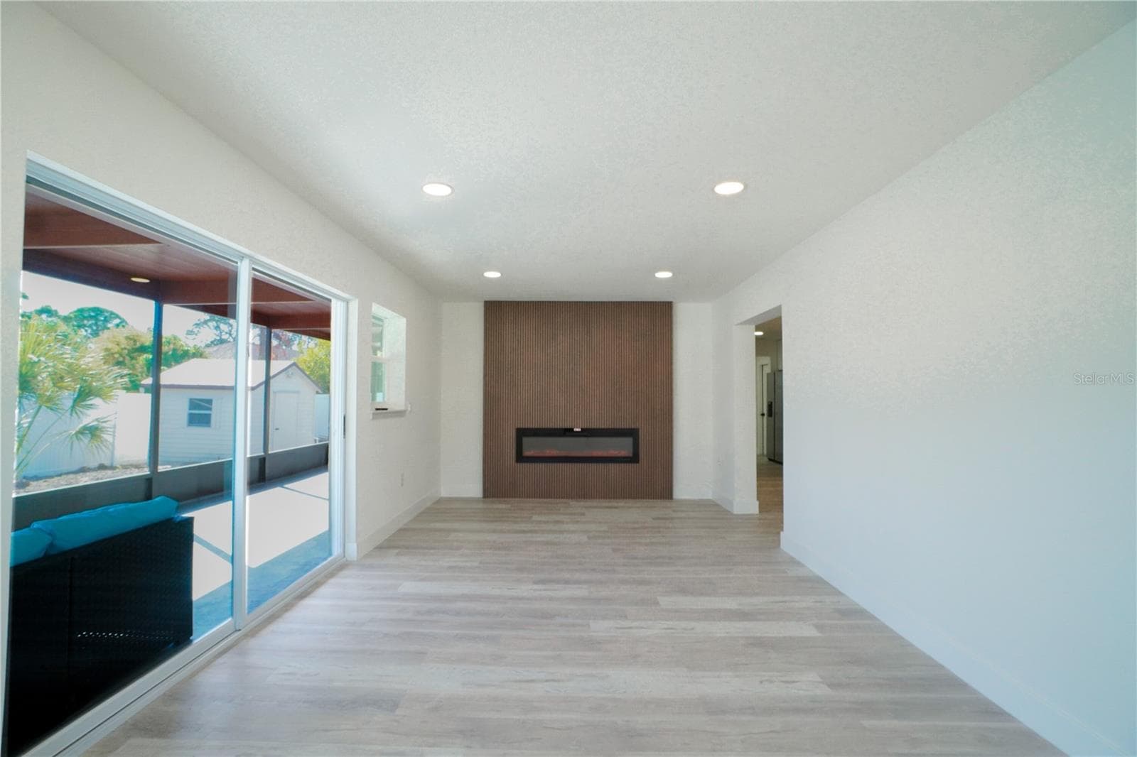 Single Family Residence at 1461 ROYAL RD, VENICE, photo 25 of 50