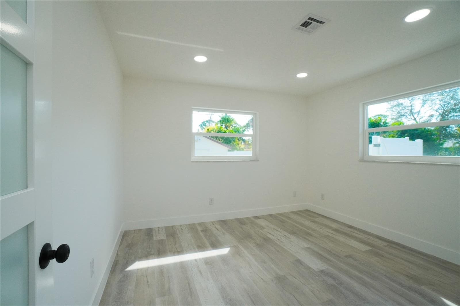 Single Family Residence at 1461 ROYAL RD, VENICE, photo 35 of 50