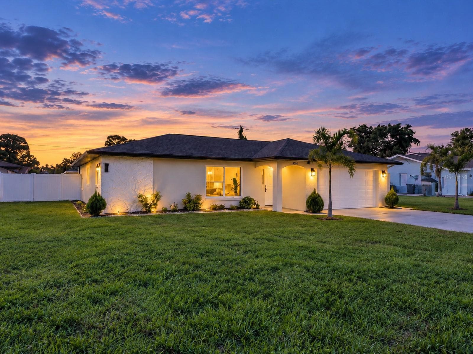 Single Family Residence at 1461 ROYAL RD, VENICE, photo 41 of 50