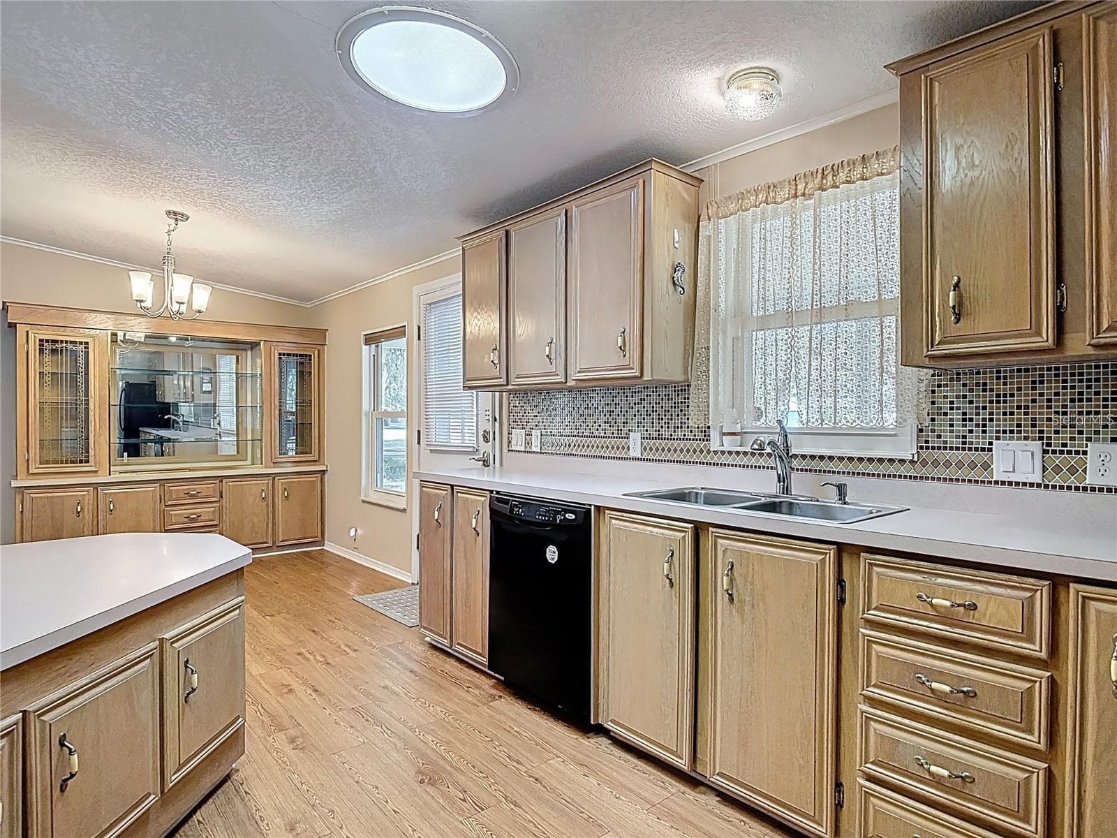 Manufactured Home at 25533 BELLE HELENE, LEESBURG, photo 6 of 22