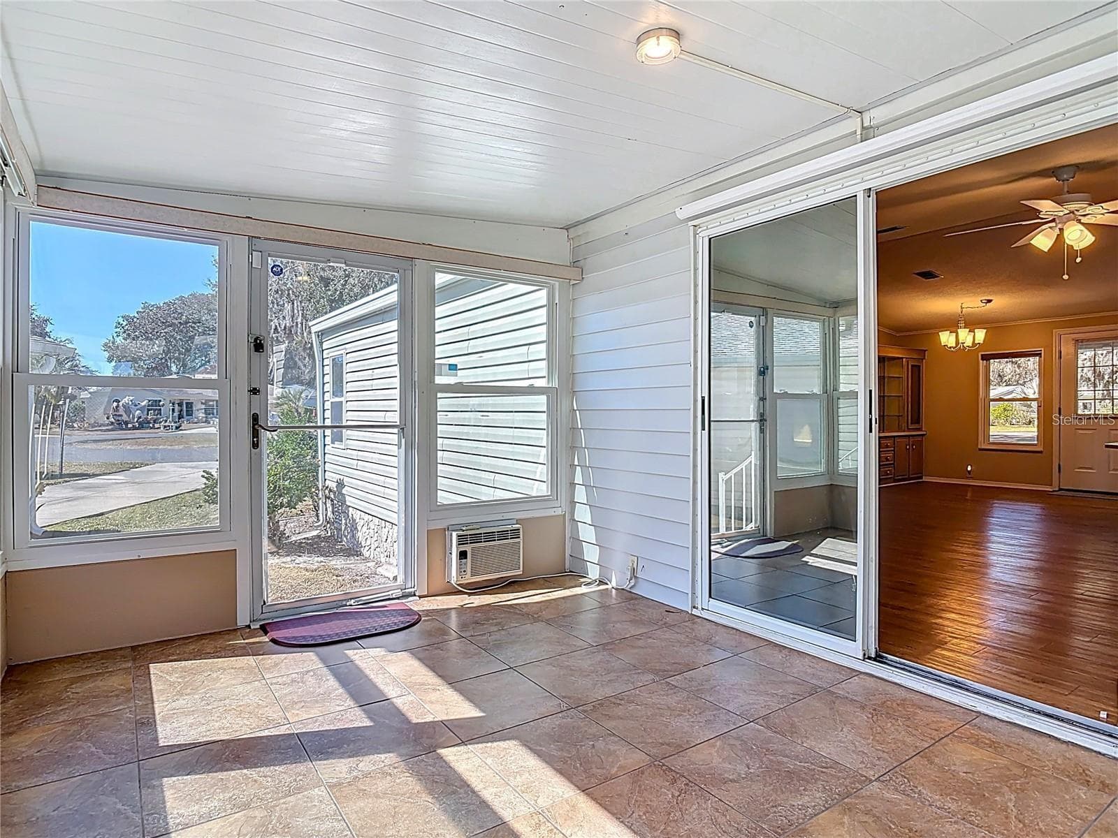 Manufactured Home at 25533 BELLE HELENE, LEESBURG, photo 15 of 22