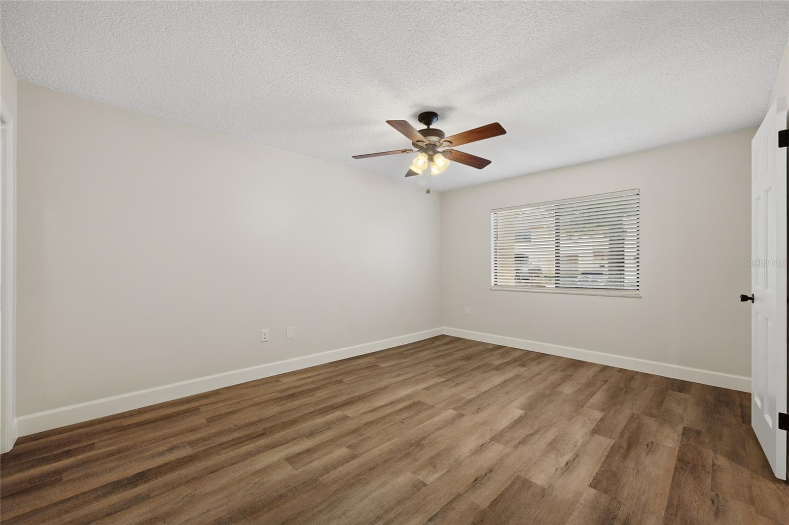 Condominium at 2228 OHARA CT #1052, ORLANDO, photo 16 of 33