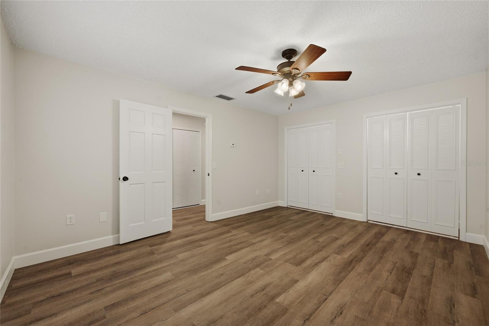 Condominium at 2228 OHARA CT #1052, ORLANDO, photo 17 of 33