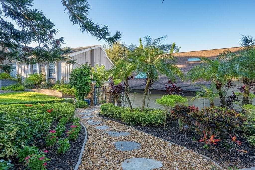 Single Family Residence at 1184 WEYBRIDGE LN, DUNEDIN, photo 62 of 83