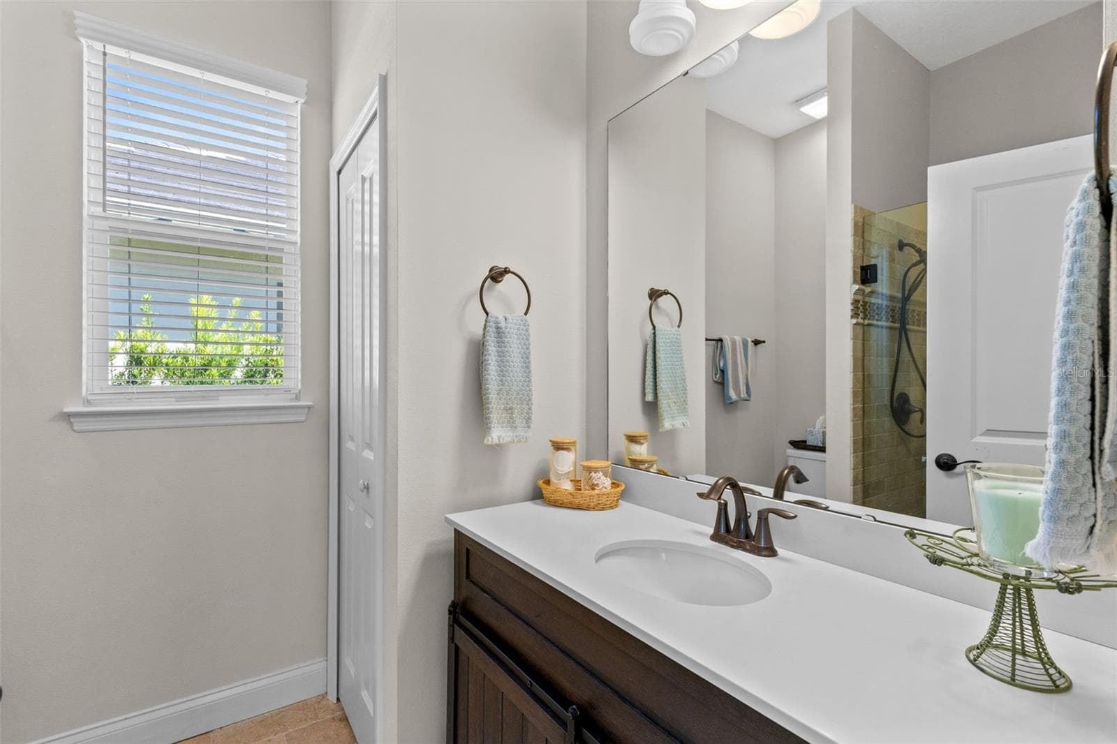 Single Family Residence at 334 PENINSULA ISLAND PT, LONGWOOD, photo 24 of 45