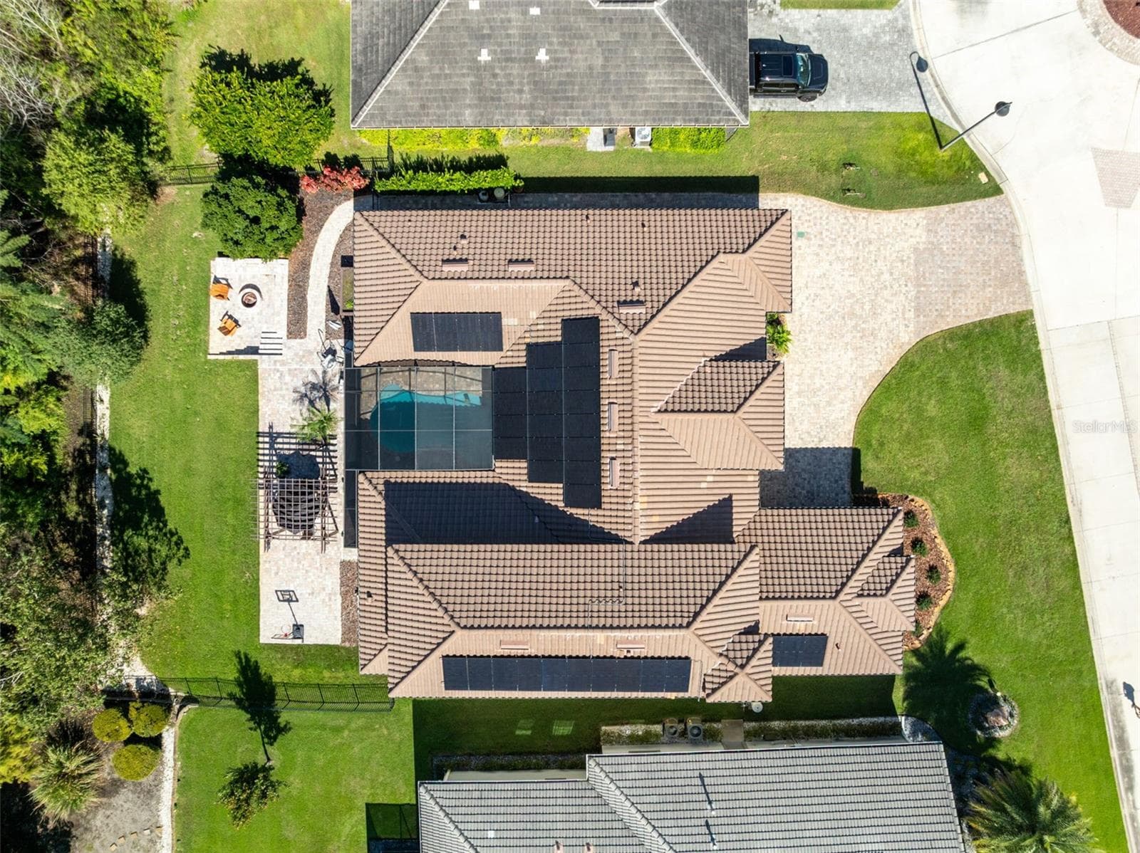 Single Family Residence at 334 PENINSULA ISLAND PT, LONGWOOD, photo 41 of 45