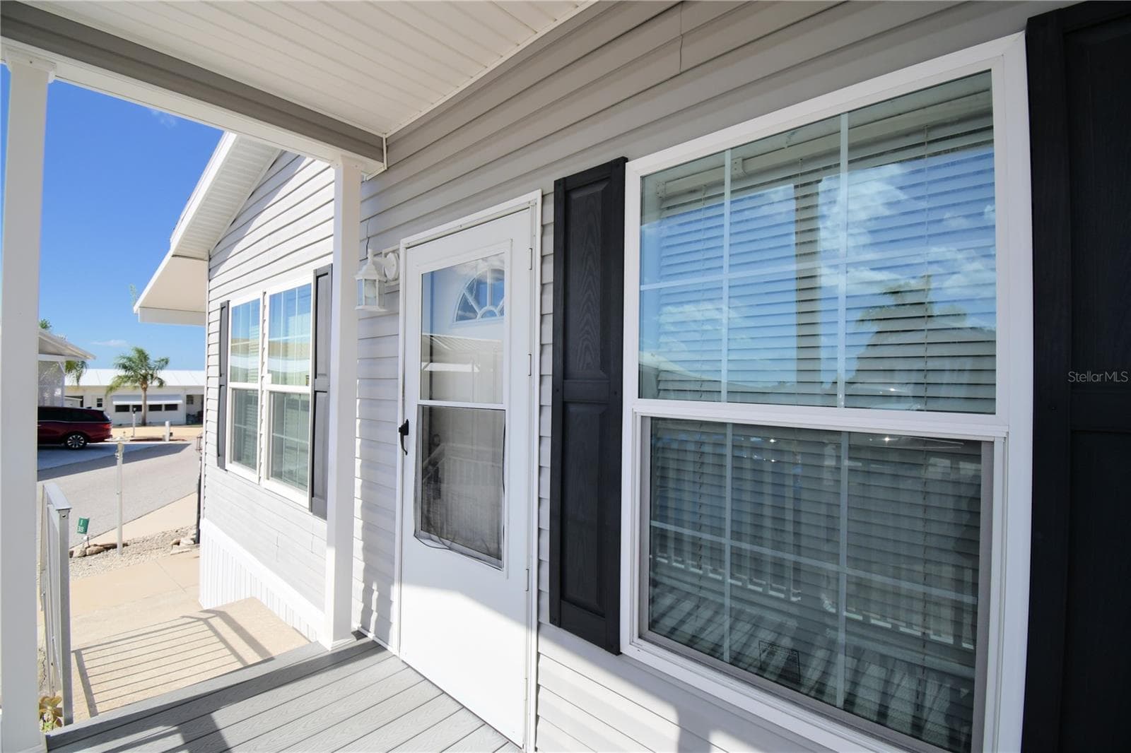 Manufactured Home at 251 PATTERSON RD #i#38, HAINES CITY, photo 6 of 53