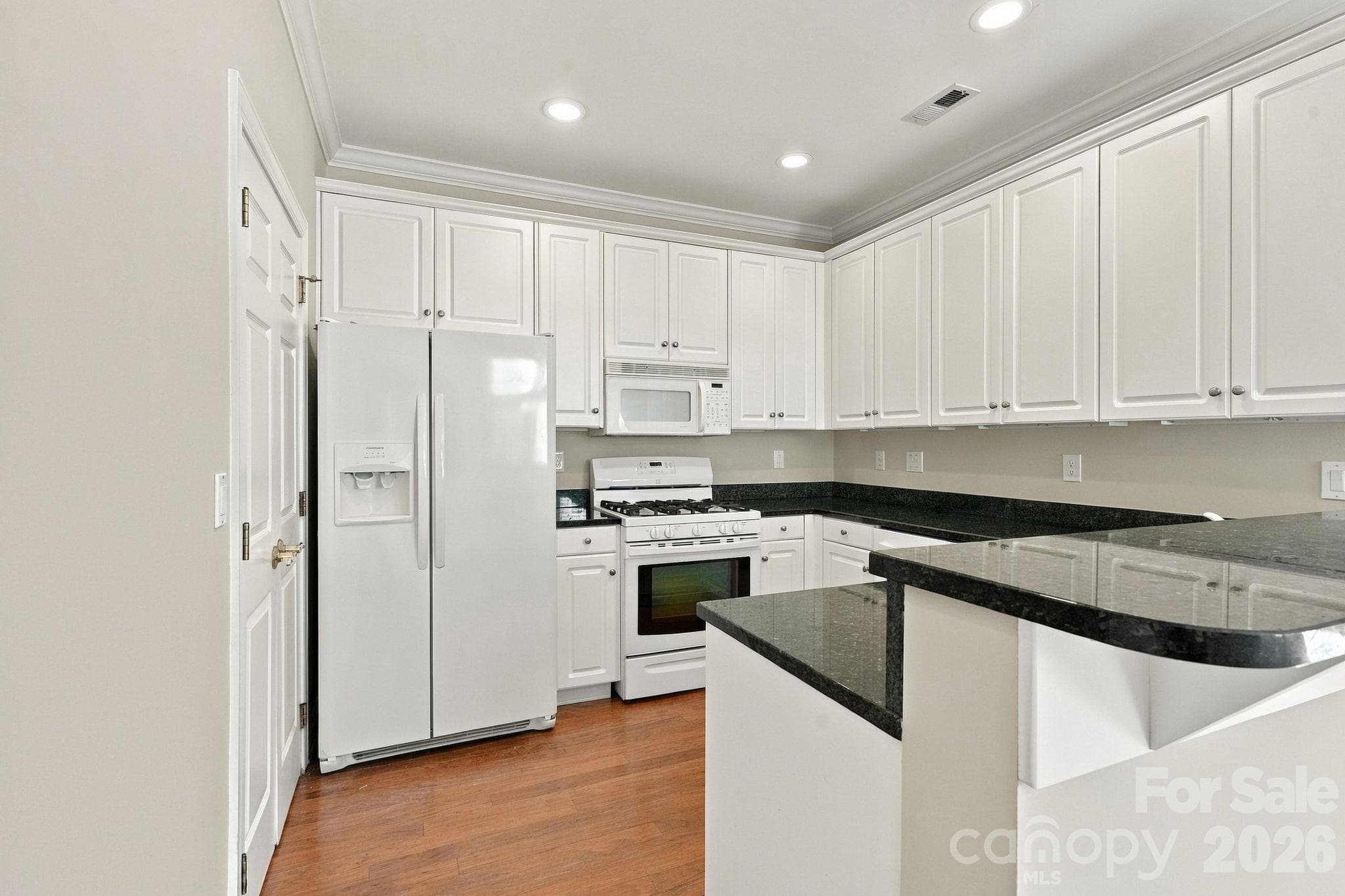 Townhouse at 11172 Villa Trace Place, Charlotte, photo 12 of 25