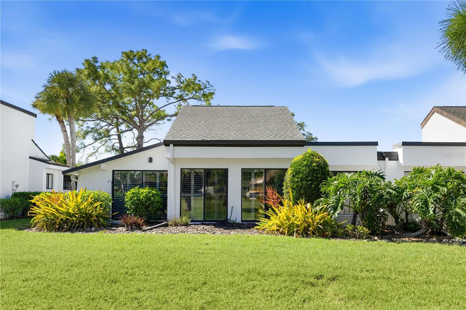 Rear of Property - 3111 HEATHERWOOD LN, SARASOTA